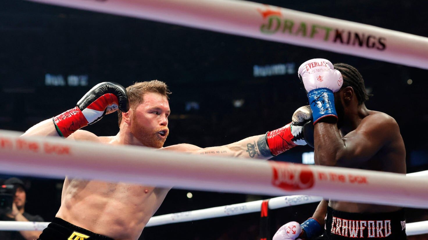 Canelo Álvarez înfruntă pe Terence Crawford: rezumat și rezultat