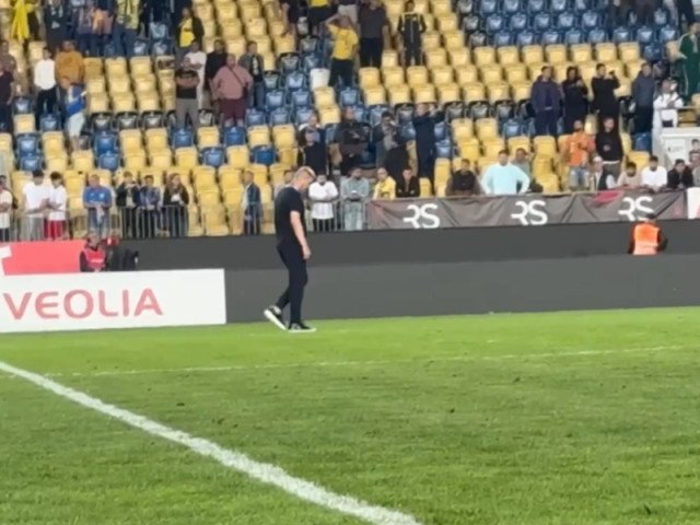Liviu Ciobotariu nu a stat pe gânduri, după ce i s-a cerut demisia la finalul meciului cu Dinamo