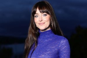 Dakota Johnson, Keira Knightley, Neil Patrick Harris și alții