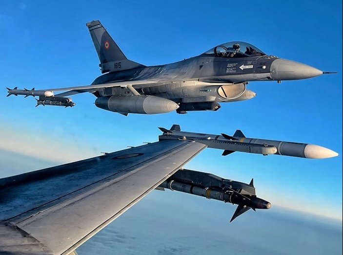 Incident la graniță: O dronă rusească a intrat în spațiul aerian al României / A urmat un nou atac cu drone. După avioane F-16, două aeronave Eurofighter Typhoon au fost ridicate de la sol pentru a monitoriza situația