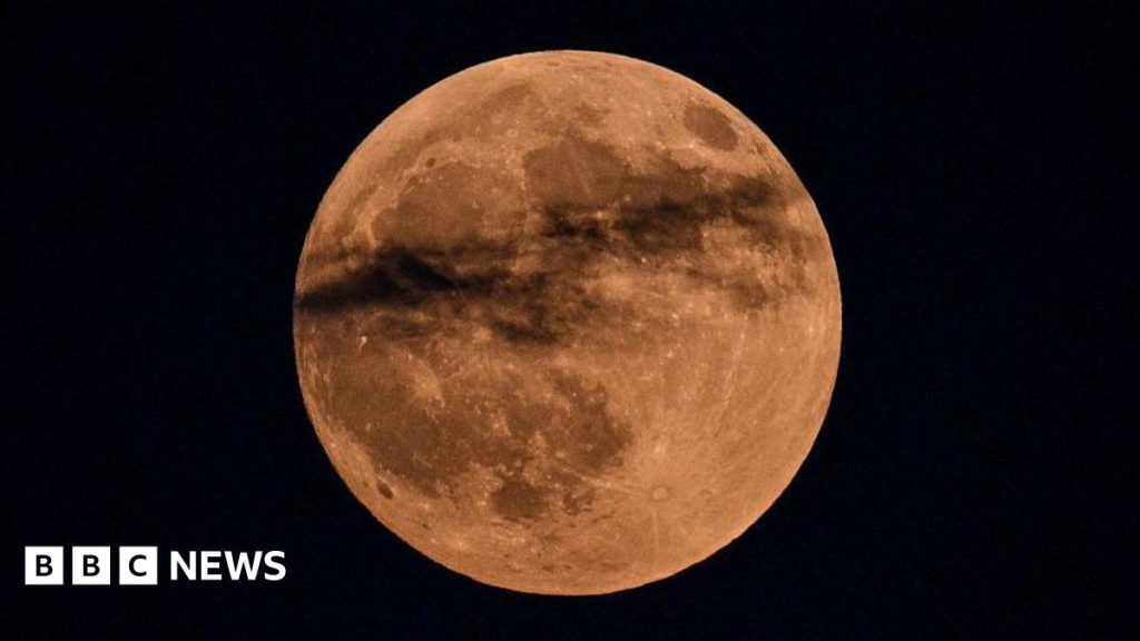 Blood Moon lunar eclipse: Sky-watchers gear up for Blood Moon lunar eclipse