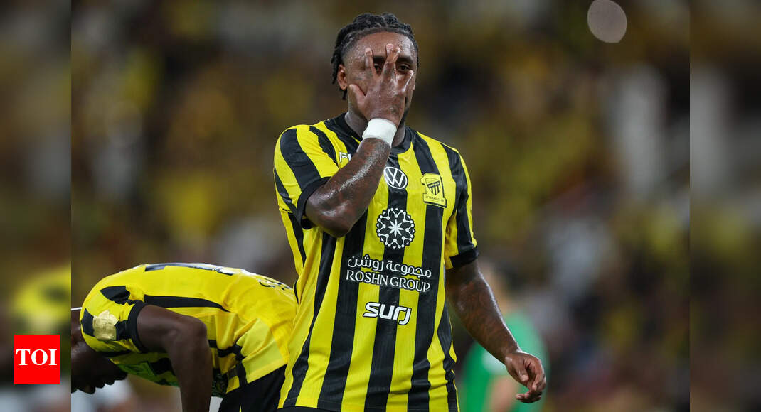 No Benzema, no problem: Who is Steven Bergwijn? Dutch winger scores twice as Al-Ittihad beat Al-Fateh 4-2 | Saudi Football News