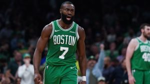 Prezentator radio din Boston crede că a pune la îndoială pe Jaylen Brown e greșit