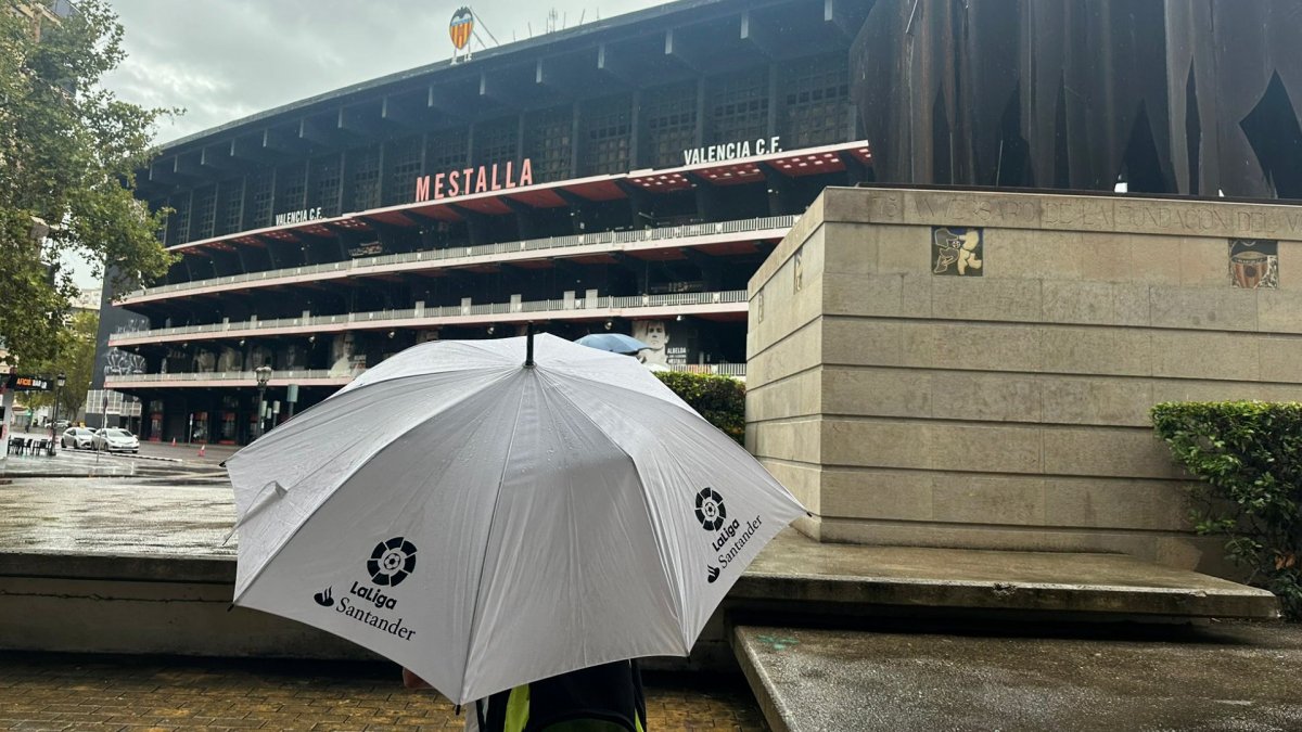 El Valencia-Oviedo se jugará mañana