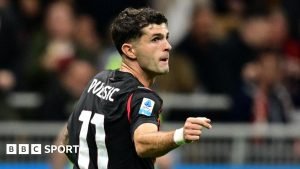 Milan învinge Napoli cu 2-1, se impune cu 10 jucători și ajunge pe primul loc în Serie A