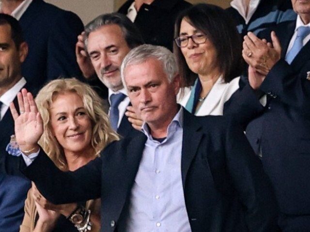 Mourinho acceptă și semnează până în 2027