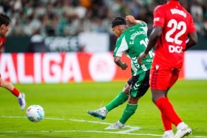 Pellegrini scrie istorie cu victoria confortabilă a lui Betis peste un Osasuna slab