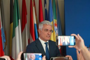 Pîslaru: Uniunea Europeană aplaudă curenta guvernare și determinarea noastră, precum și implementarea măsurilor „nepopulare”