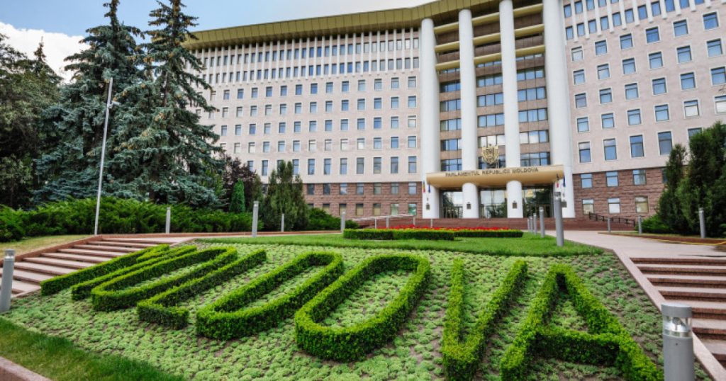 Kremlin, Georgescu, bani și multă manipulare. O nouă anchetă zguduie campania electorală din Republica Moldova (nordnews)