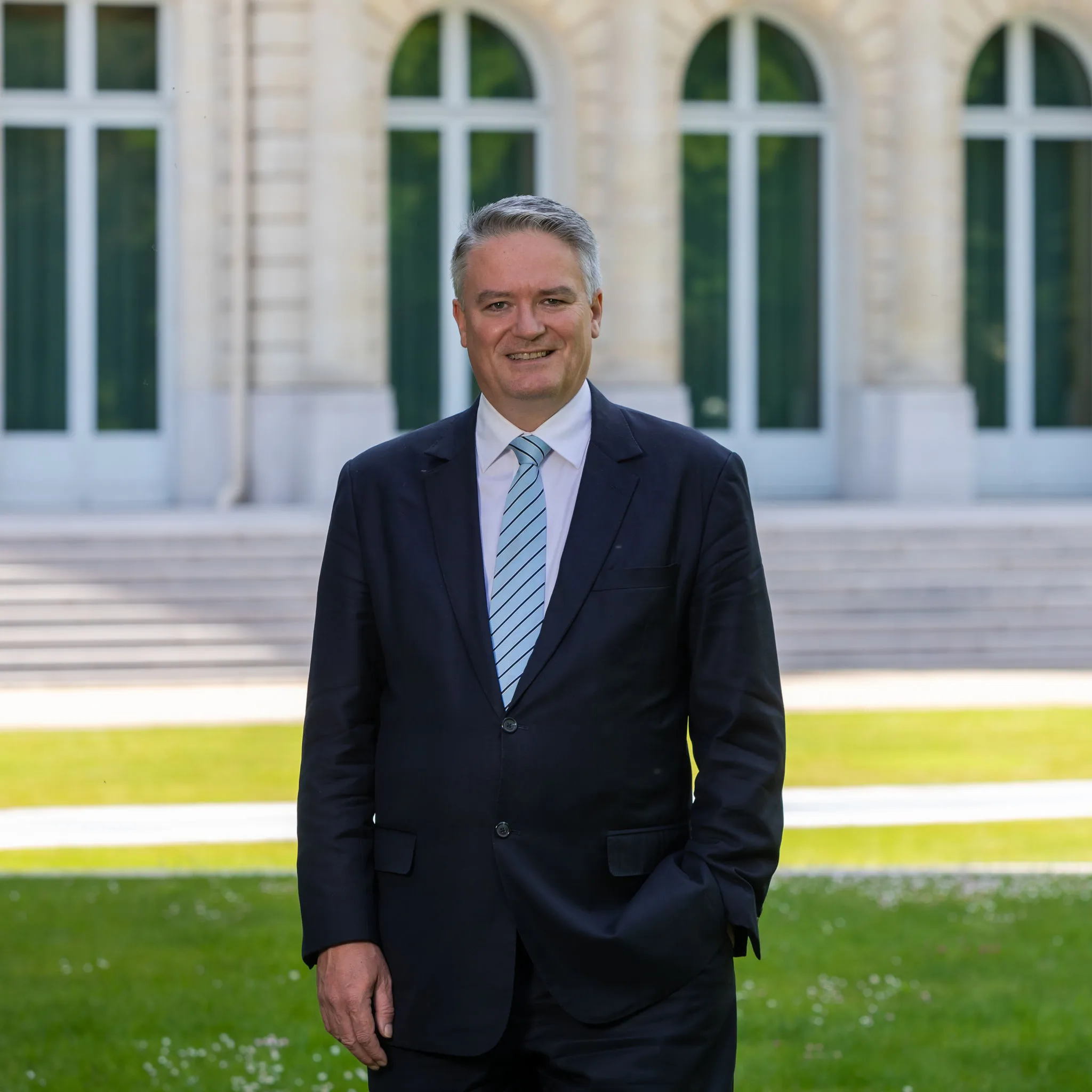 Şeful Organizaţiei pentru Cooperare și Dezvoltare Economică, în vizită la București, pentru discuții cu reprezentanți ai guvernului român.