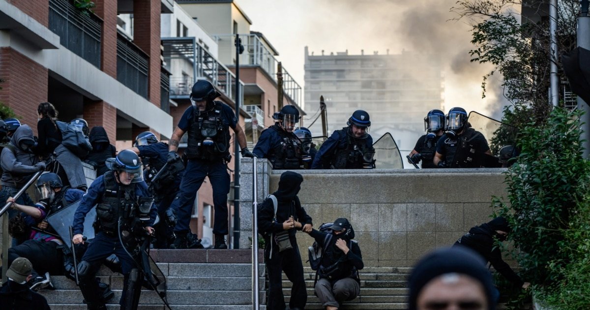 Proteste în Franța în ziua învestirii noului premier, Sebastien Lecornu
