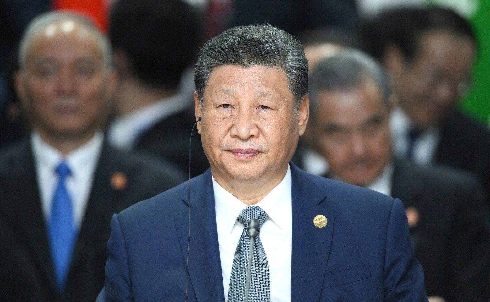 Xi Jinping sfidează Occidentul și strânge „Axul dezordinii” în cadrul unei impunătoare parade militare.