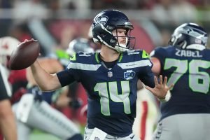 Seahawks scapă dezastrul și înving Cardinals prin gol decisiv în ultimele secunde