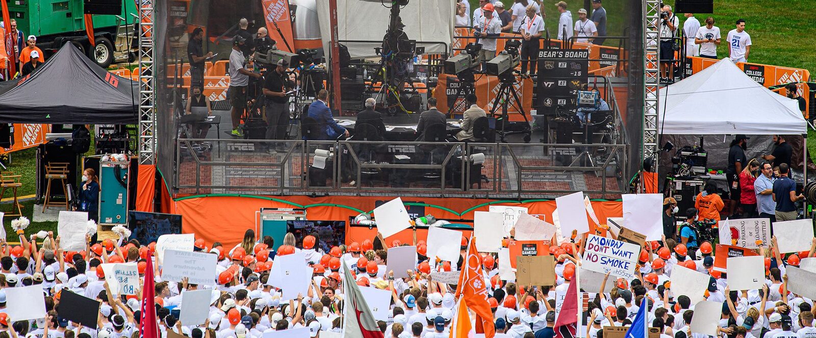 College GameDay de la ESPN se va desfășura sâmbăta pe Old Main Lawn, la Penn State