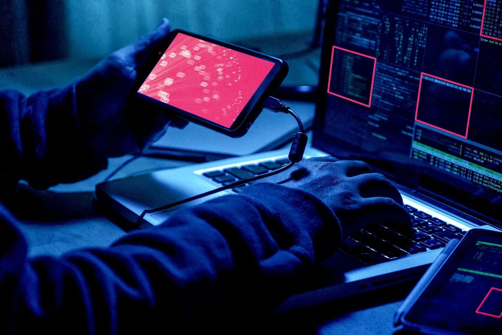 Hackerii vizează datele aparent banale ale românilor