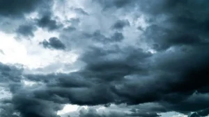 Vor fi ploi slabe, activitate redusă a musonului, încă cer noros în Noida