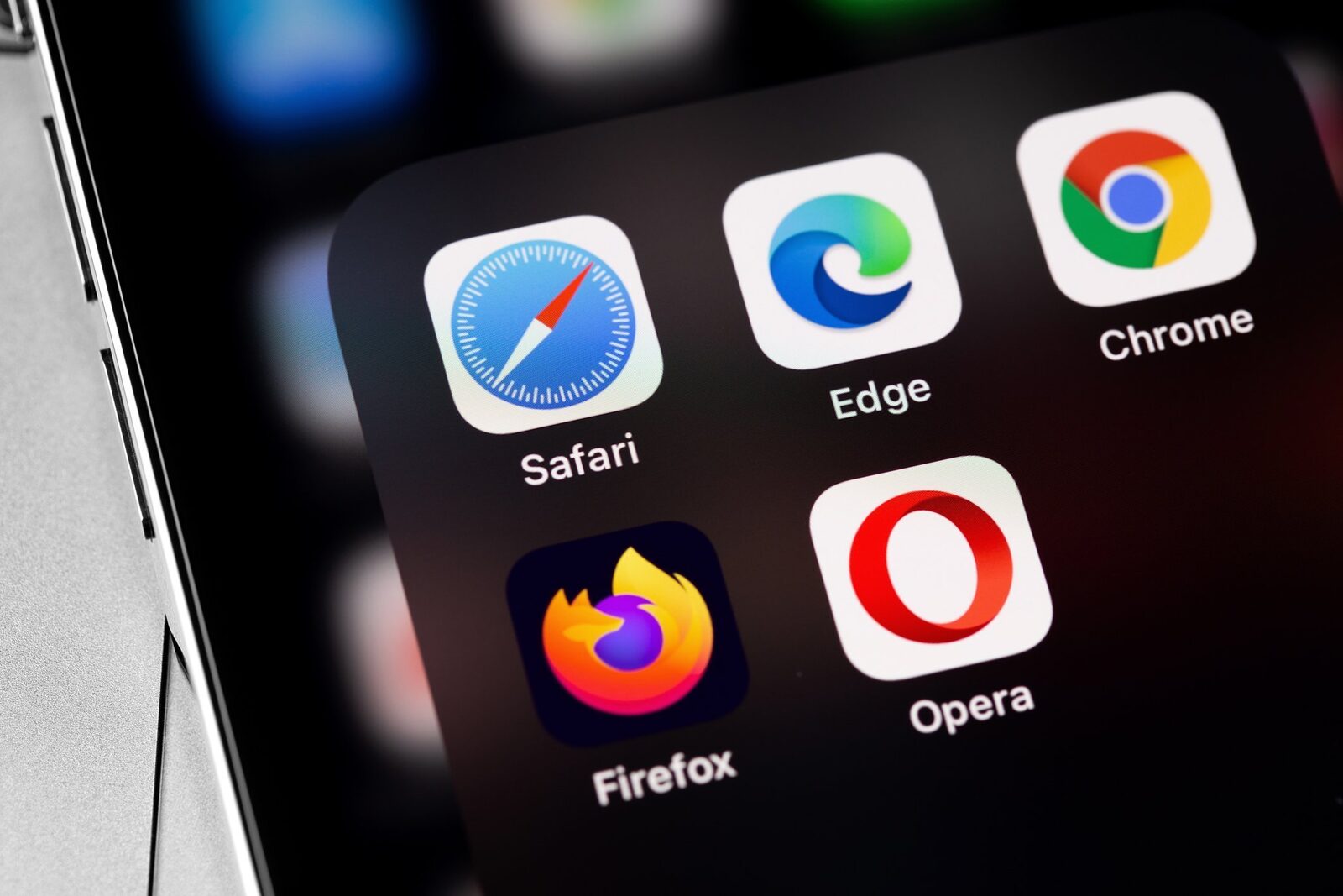 Google obține o mare victorie, menținându-și browserul preferat de 70% dintre utilizatorii online.
