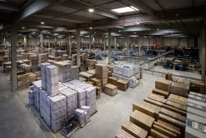 eMAG vinde depozitul din Ungaria de 100 milioane euro.