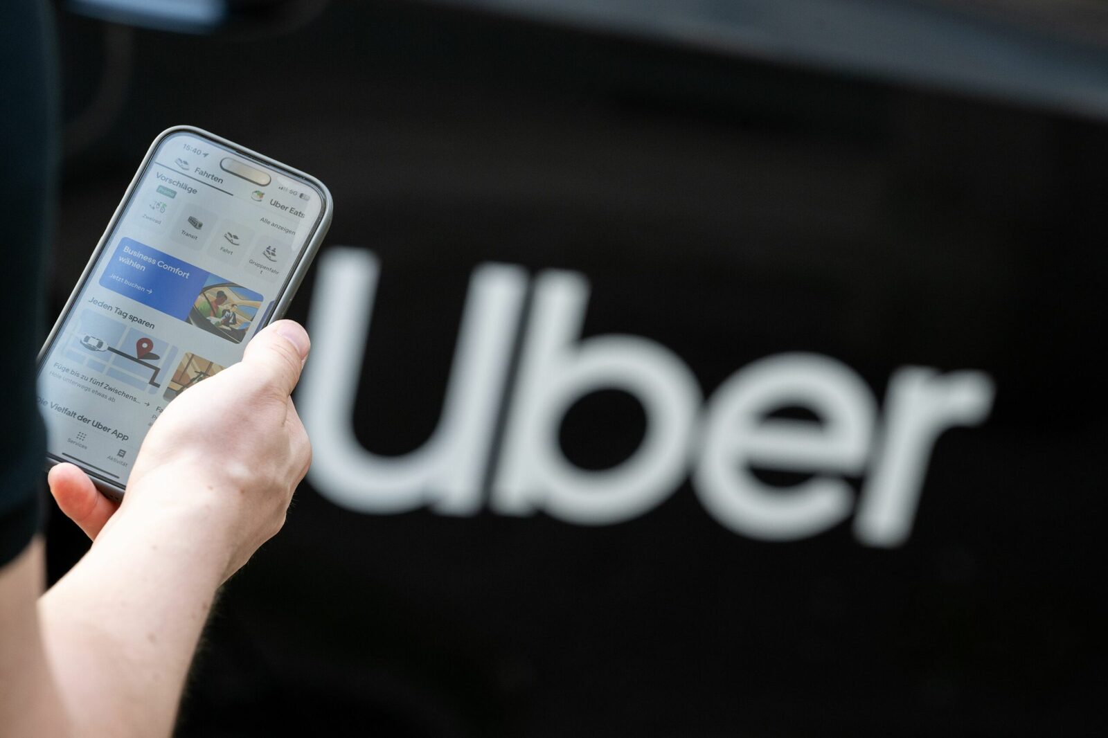 Uber și Momenta vor lansa testele pentru robotaxiuri în Germania. Detalii despre începutul proiectului