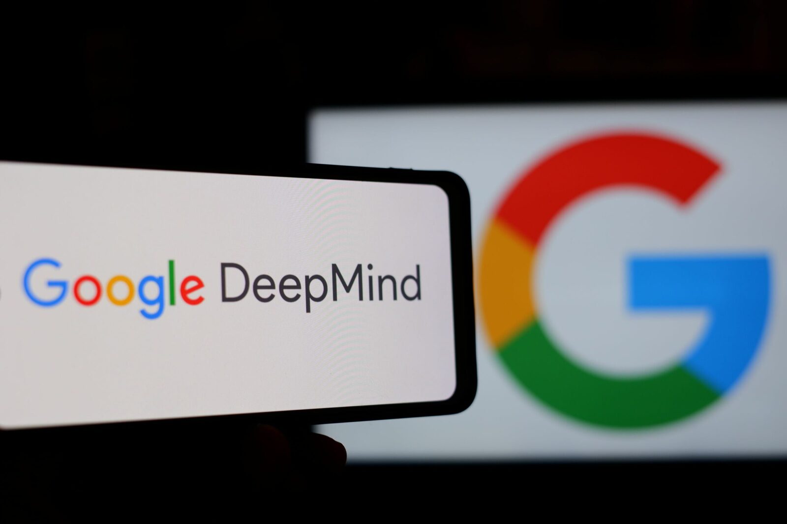 DeepMind face o descoperire revoluționară în inteligența artificială