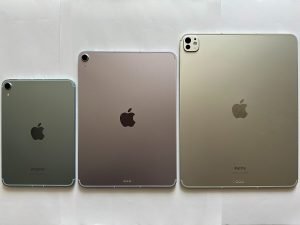 Colaborarea pe iPad: Folosește Freeform, Pages, Numbers și Keynote