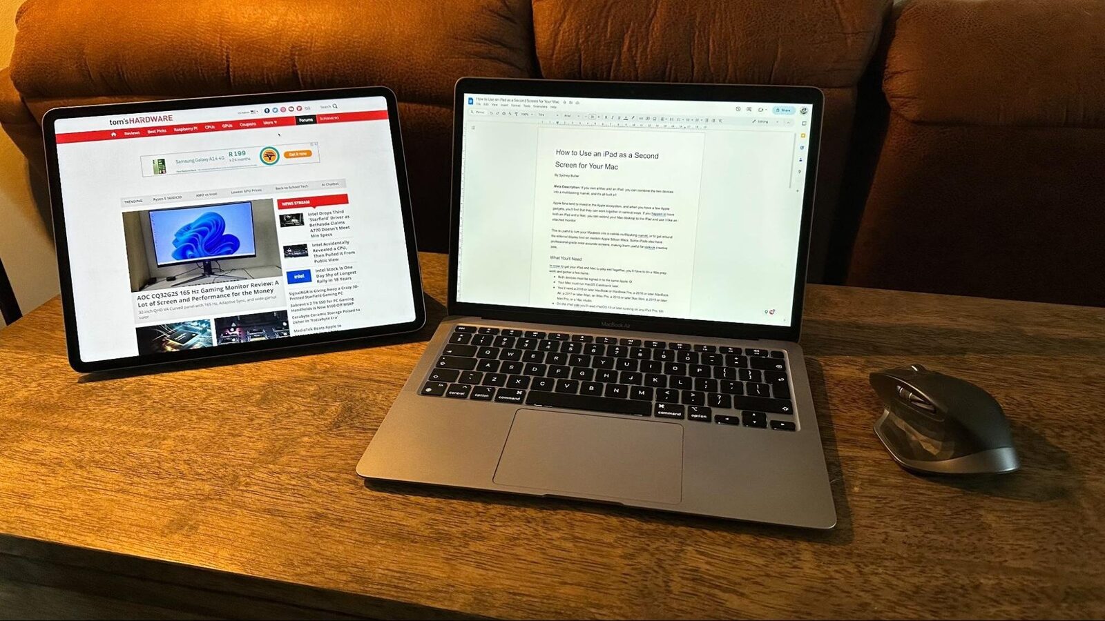 Întrebuințează funcțiile Apple pe iPad și Mac.