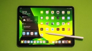 Reinstalarea iPadOS și resetarea în siguranță de pe computer