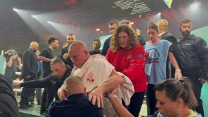 Lupta dintre Popó și Wanderlei se încheie cu haos în ring