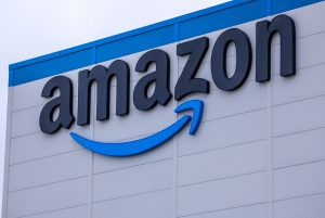 Amazon repornește serviciile cloud după o pană gravă ce a lovit guverne și alte platforme