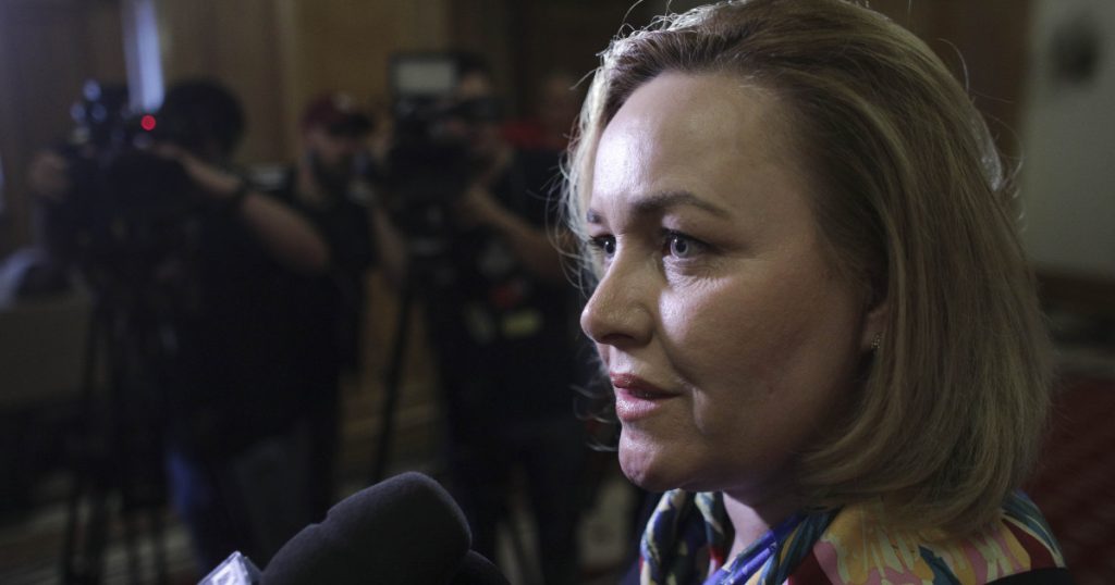 Prima reacție a lui Carmen Dan, după ce a aflat că sora sa i-ar fi folosit numele pentru a înșela oameni