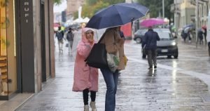 Cât vor persista ploile și frigul în România? Prognoza meteo pentru octombrie