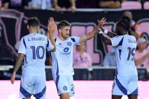 Chicago Fire învinge Inter Miami în duel cu opt goluri.