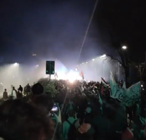 Conflicte la Udine între poliție și protestatari, cu gaze lacrimogene și tunuri cu apă