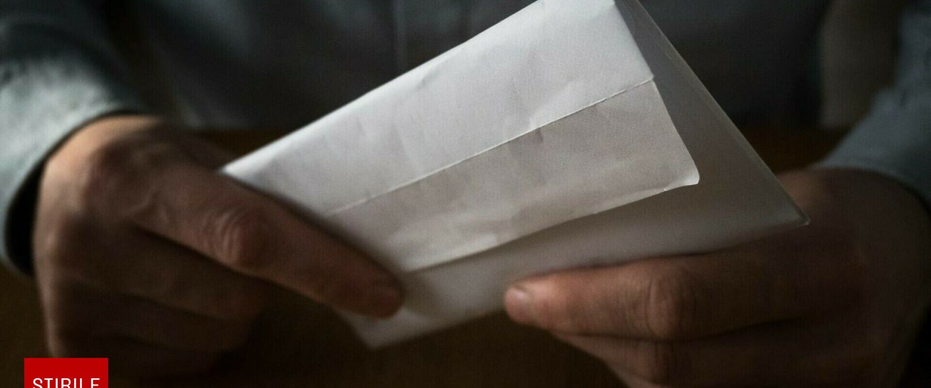 Scandal de corupție la o facultate de drept din Brașov: Profesor acuzat că a vândut note și licențe contra cost