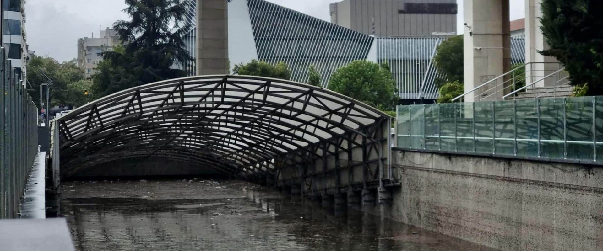 Two Dead in Bulgaria as Torrential Rain Causes Widespread Flooding