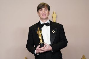 Cillian Murphy se întreabă dacă este prea târziu pentru roluri importante, în ciuda Oscarului