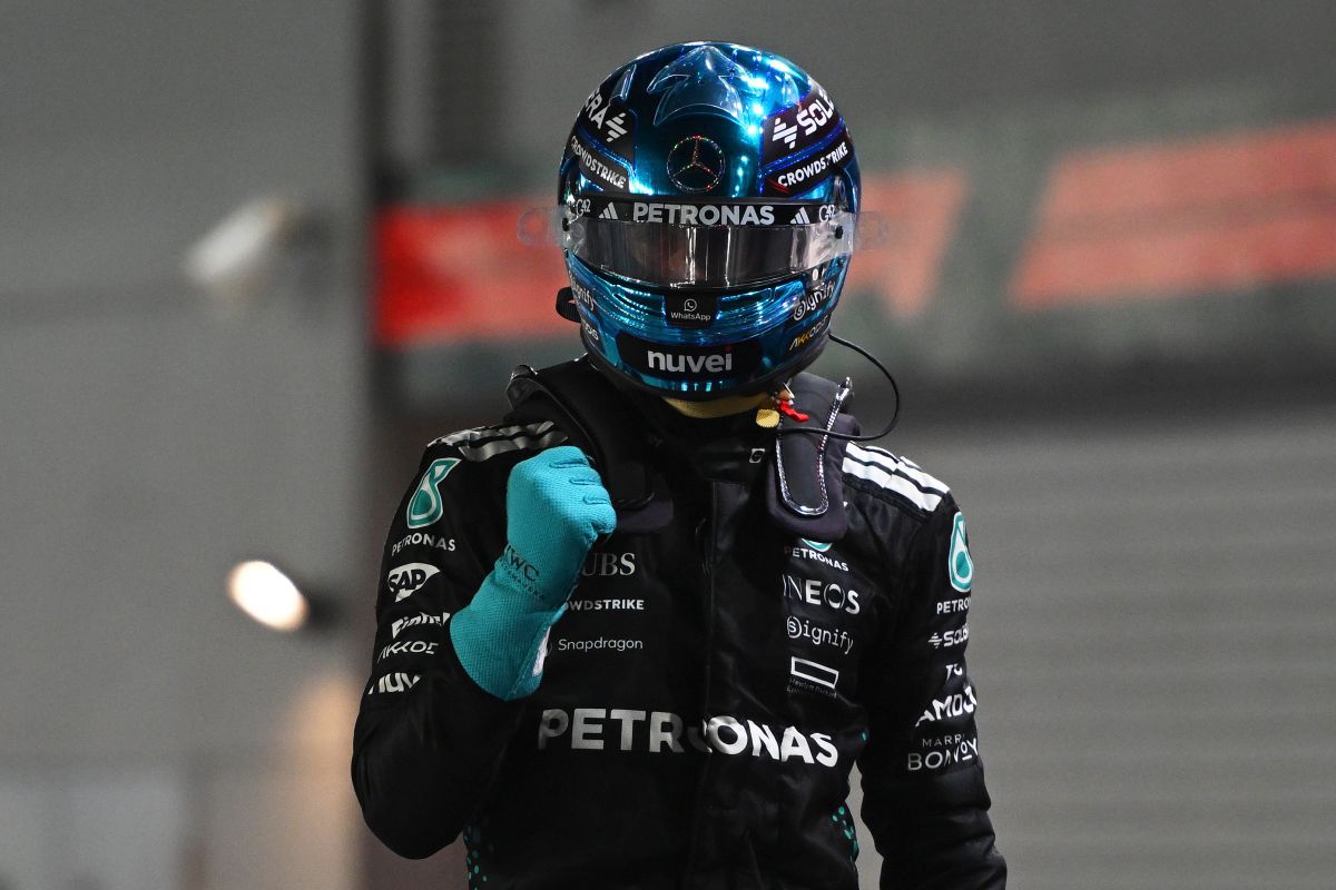 George Russell, pole position în Marele Premiu din Singapore! Piloții Williams, descalificați