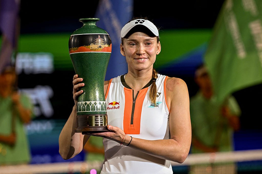 Rybakina defeats Alexandrova to claim milestone Ningbo title