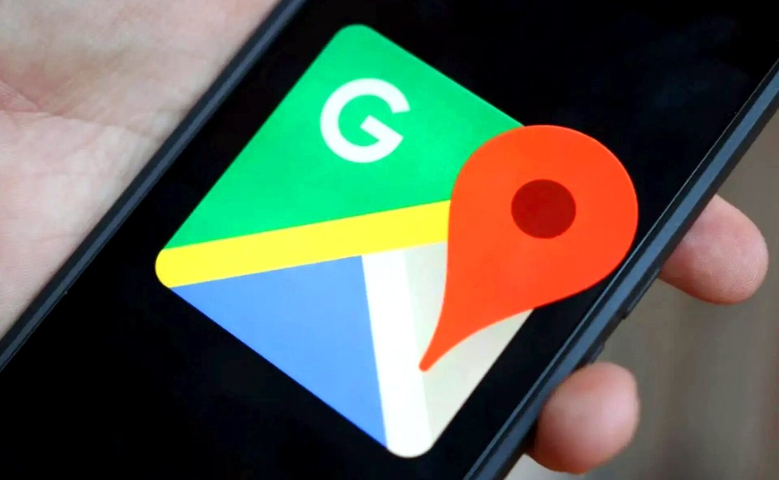 Google Maps devine mult mai practic: acum poţi face ce nu reuşeai cu ruta activă