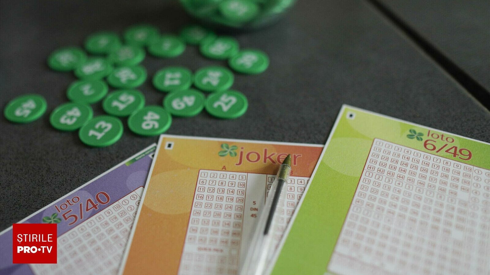 Joi, 9 oct. 2025 – numerele câștigătoare la Loto 6/49, 5/40 și Joker