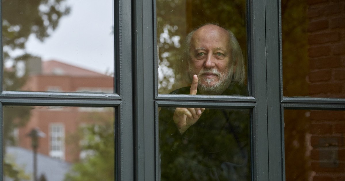 Scriitorul maghiar László Krasznahorkai a câștigat premiul Nobel pentru Literatură în 2025