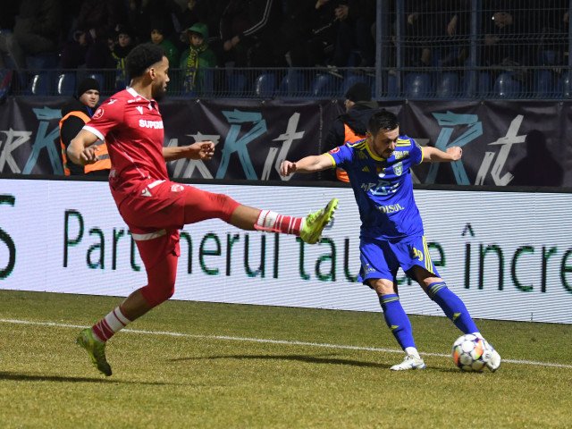 Unirea Slobozia – Dinamo, LIVE VIDEO, 20:30, Digi Sport 1. Duel la play-off între ialomițeni și alb-roșii