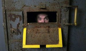 Deținuți-hackeri au intrat în sistemul penitenciar și au schimbat pedepsele și datele interne