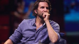 Noua imagine a lui Bradley Cooper surprinde fanii: „Nici nu‑l recunosc”