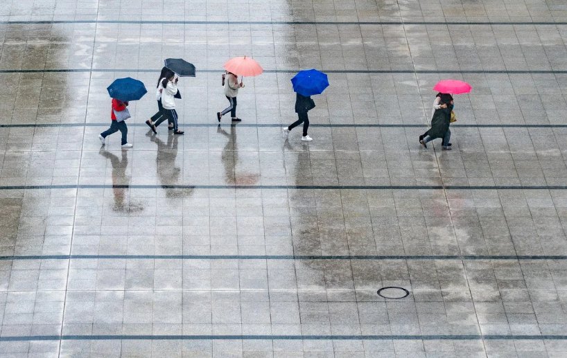 Vremea în luna octombrie. Ploile își fac apariția în prima săptămână. Când vor crește temperaturile