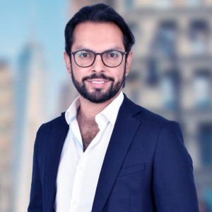 The Boston Globe îl intervievează pe profesorul Hernández‑Lagos de la YU despre IA