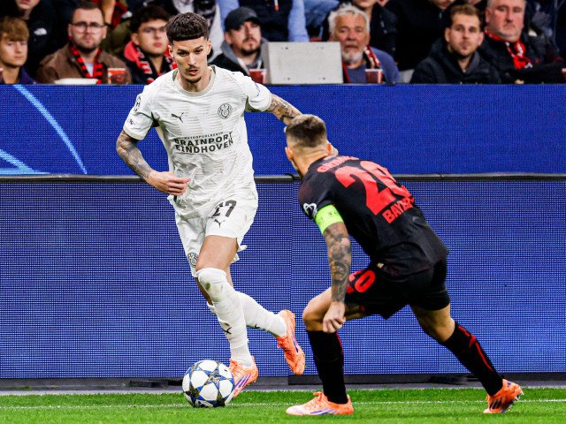 Anulat! Titularizat în premieră în UCL, Dennis Man dăduse assist după doar 5 minute! Olandezii: ”Excelent”