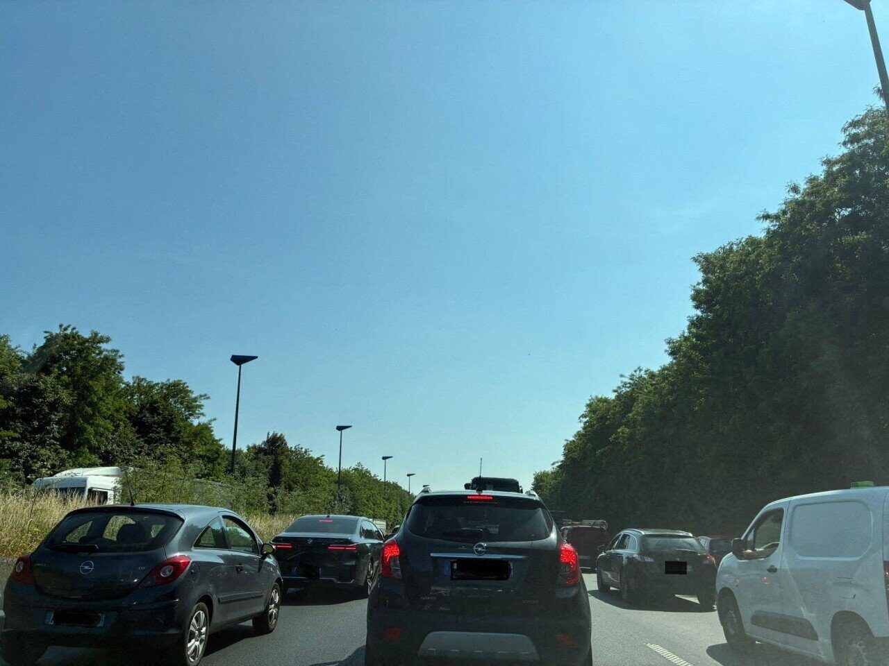 Trafic înfundat la ieșirea din Lille după coliziunea a trei mașini