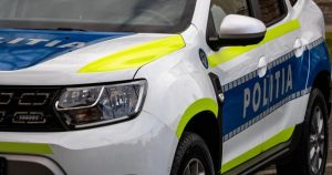 Un bărbat din Sibiu a ucis-o pe mamă, apoi a sunat la urgenţe pentru a raporta rănirea femeii