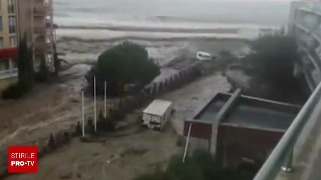 Mai multe stațiuni de la Marea Neagră au fost distruse de viituri. Ploile torențiale au făcut prăpăd în toată Bulgaria